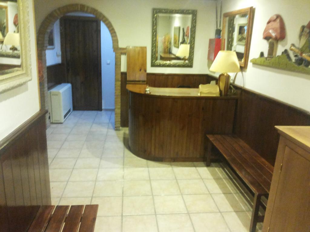 Hostal El Duende Blanco シエラネバダ エクステリア 写真